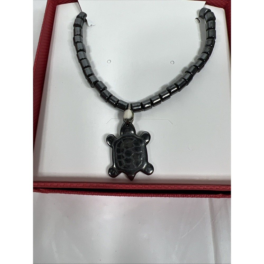 Hematite Drum Beads & Turtle Crystal Healing Stone 1" Pendant Necklace 18"‎